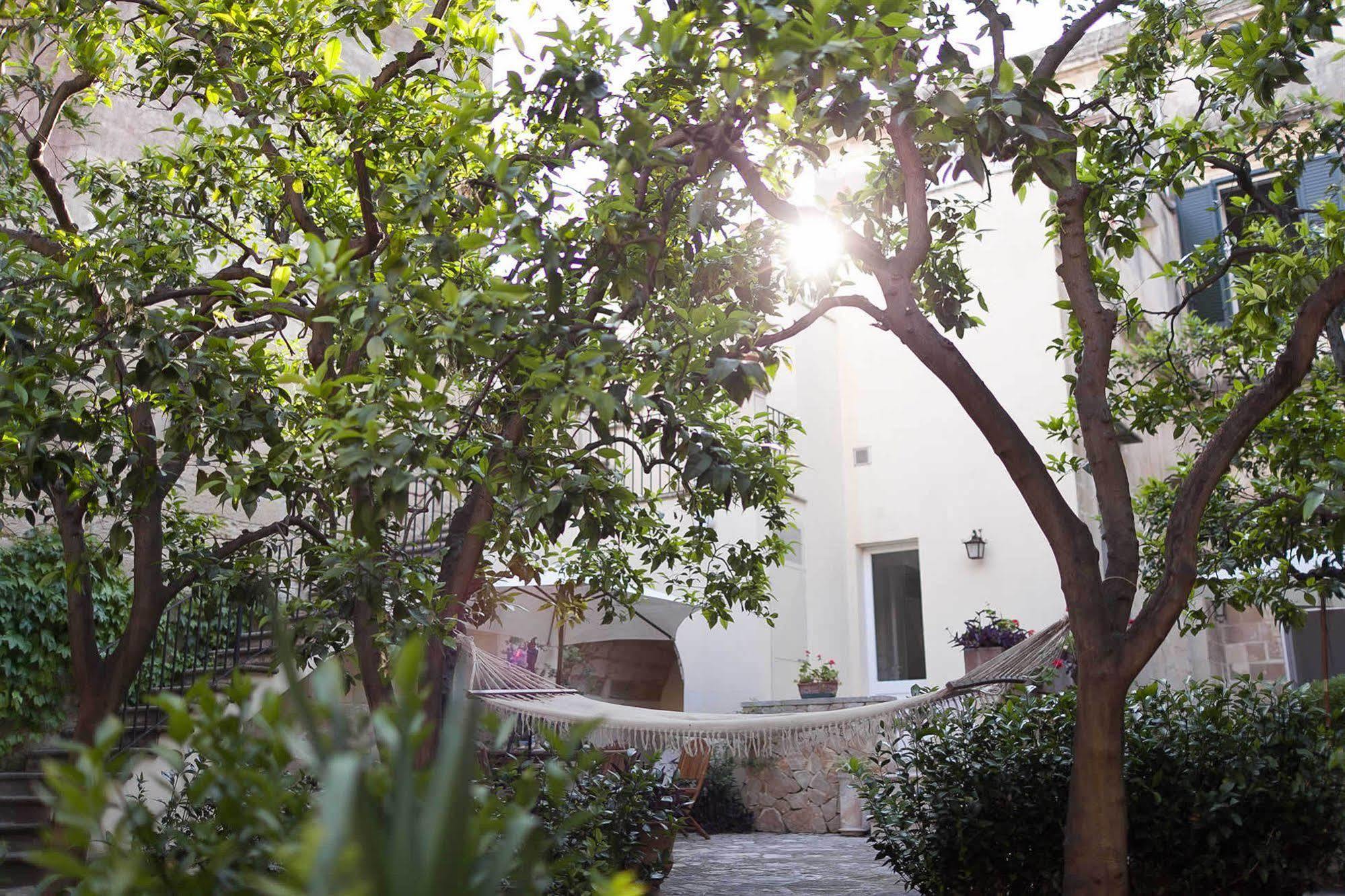 Bed & Breakfast L'orangerie D'epoque Lecce